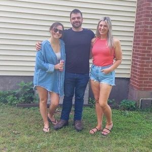 Meet your Posher, Lee